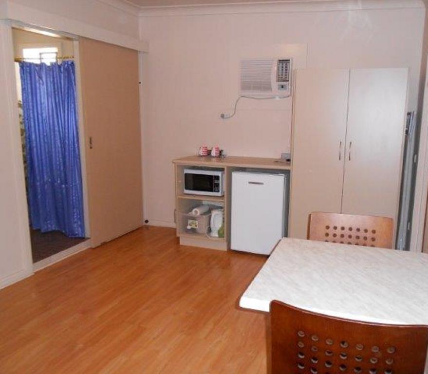 Acacia Ridge Motor Inn Порт Огъста Стая снимка