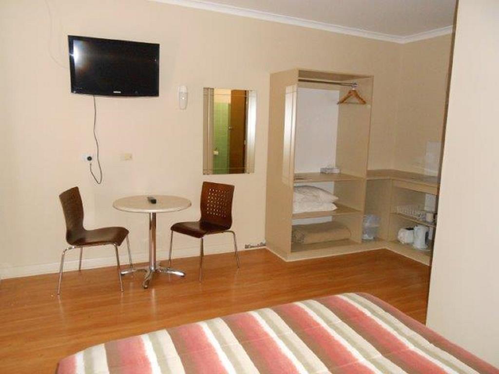 Acacia Ridge Motor Inn Порт Огъста Стая снимка