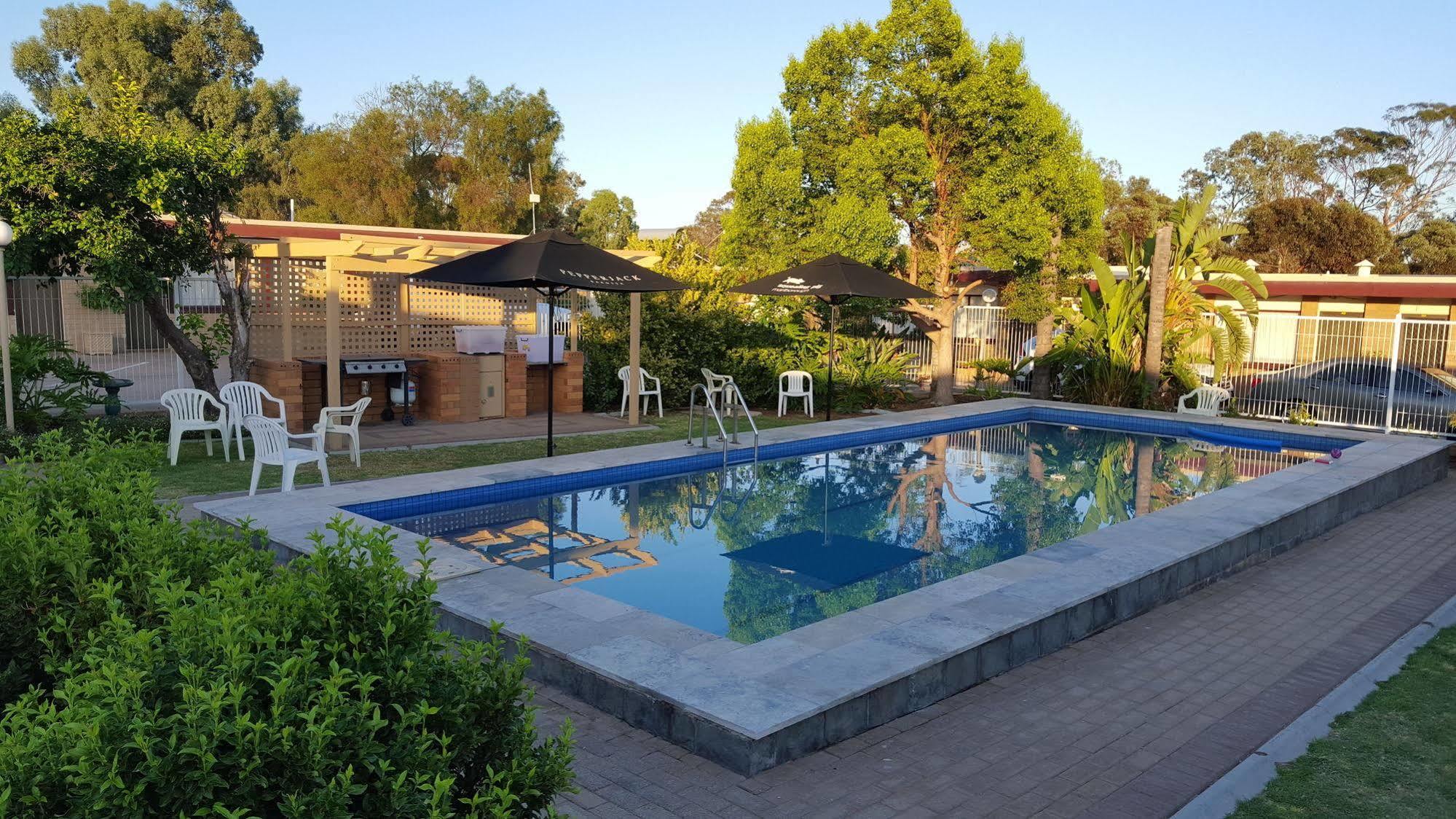Acacia Ridge Motor Inn Порт Огъста Екстериор снимка