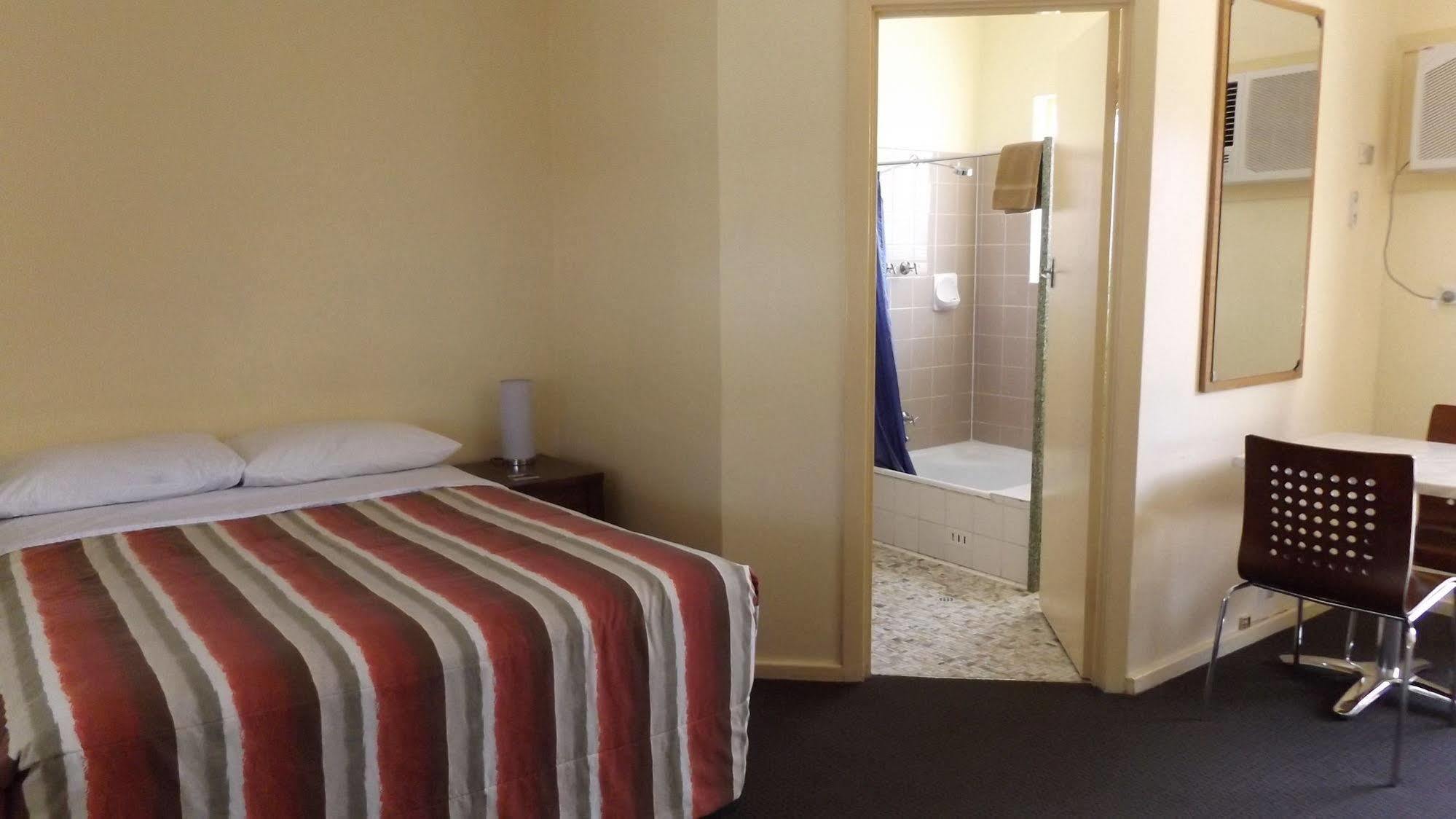 Acacia Ridge Motor Inn Порт Огъста Екстериор снимка