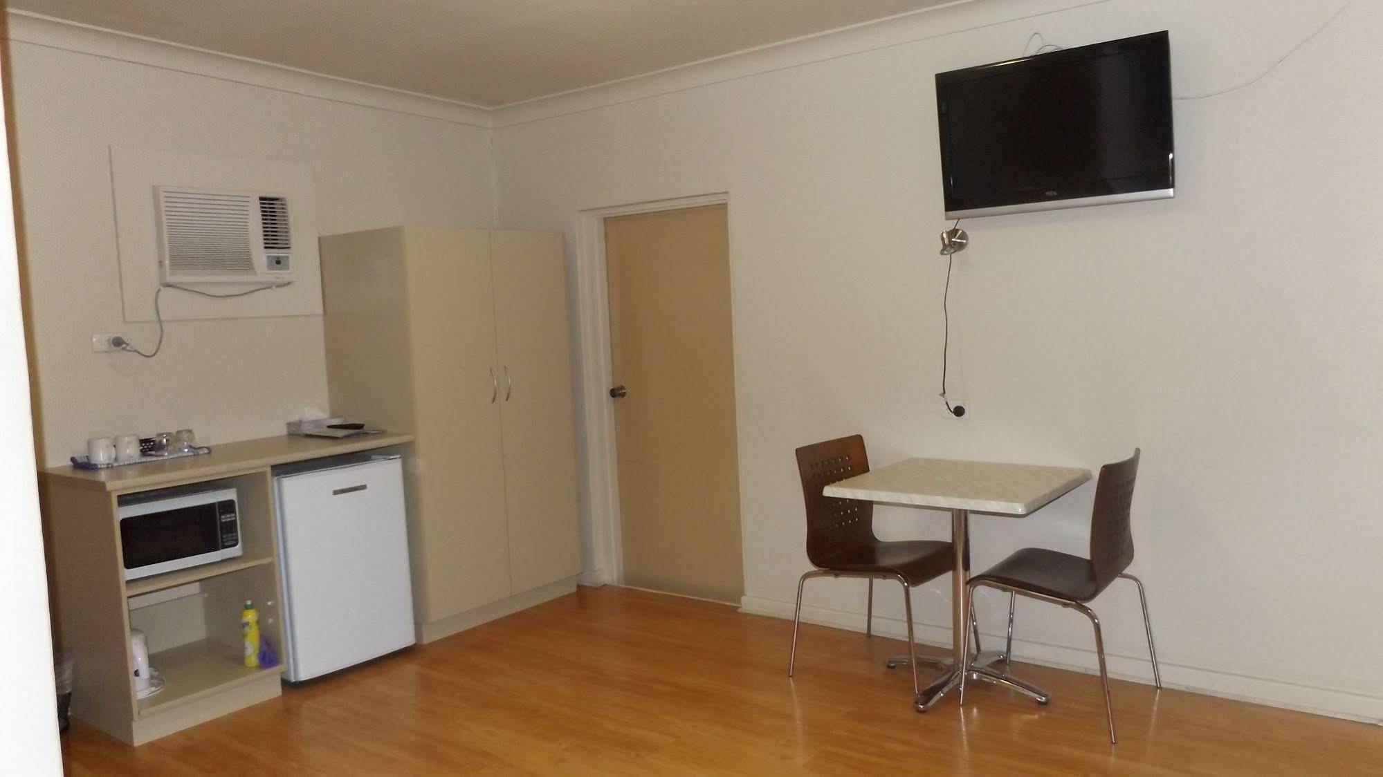 Acacia Ridge Motor Inn Порт Огъста Екстериор снимка