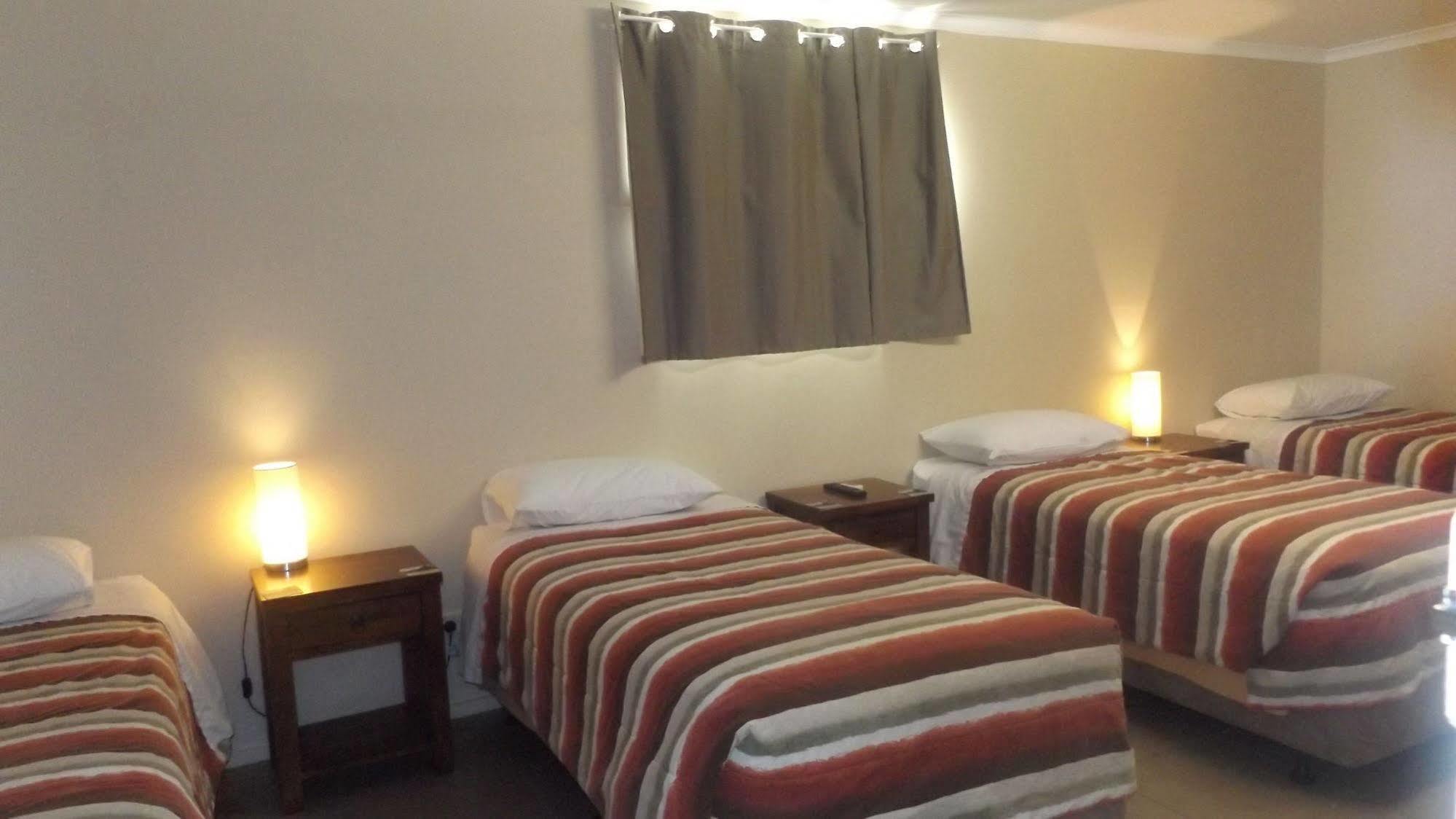 Acacia Ridge Motor Inn Порт Огъста Екстериор снимка